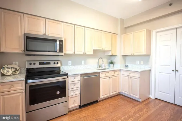 Property Slideshow image 2 of 37 | 3200 n leisure world blvd 1007, Silver Spring, MD, 20906