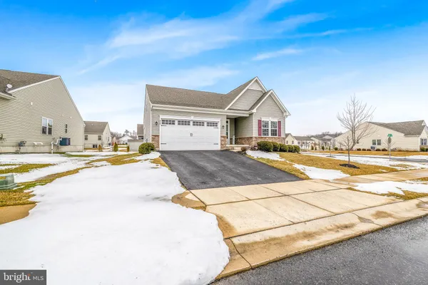 Property Slideshow image 2 of 57 | 929 robinson rd, Townsend, DE, 19734