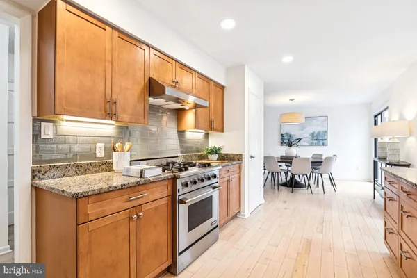 Property Slideshow image 3 of 31 | 2729 poplar ln, Annapolis, MD, 21401