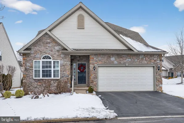 Property Slideshow image 3 of 55 | 2920 lifford ln, Macungie, PA, 18062