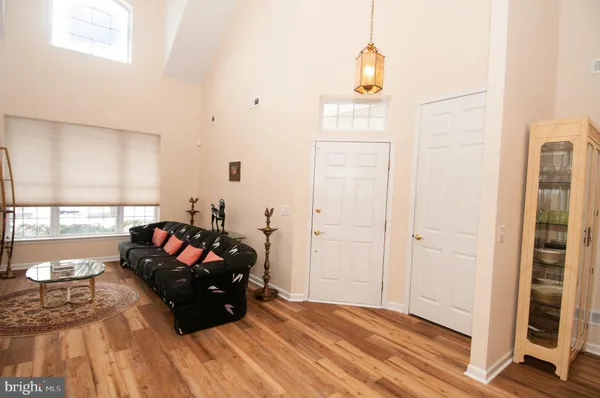 Property Slideshow image 2 of 36 | 29 copernicus ct, Cranbury, NJ, 08512