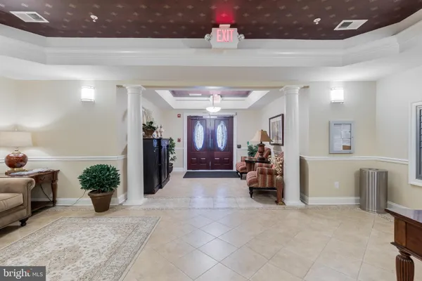 Property Slideshow image 2 of 35 | 9204 charleston dr 206, Manassas, VA, 20110