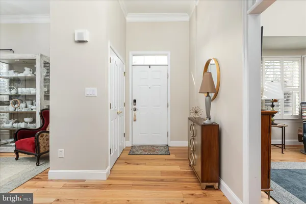 Property Slideshow image 3 of 40 | 9513 moonen bay ln, Bristow, VA, 20136