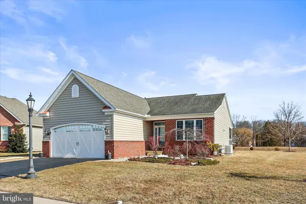 Property Slideshow image 2 of 41 | 148 woodhaven dr, Gettysburg, PA, 17325