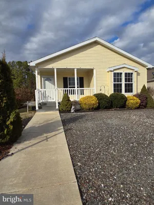 Property Slideshow image 2 of 20 | 29 redwood ln, Mays Landing, NJ, 08330