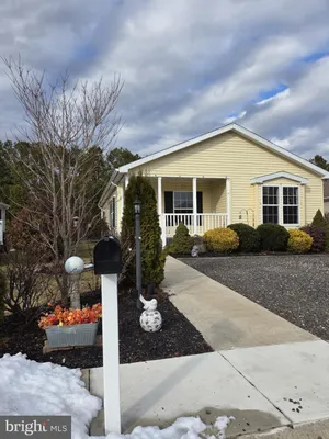 Property Slideshow image 3 of 20 | 29 redwood ln, Mays Landing, NJ, 08330