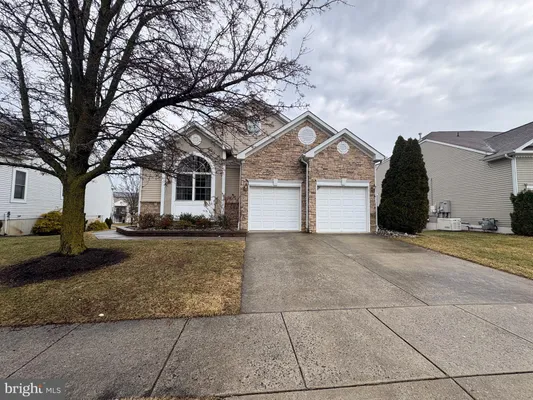 Property Slideshow image 3 of 37 | 50 trainor cir, Bordentown, NJ, 08505