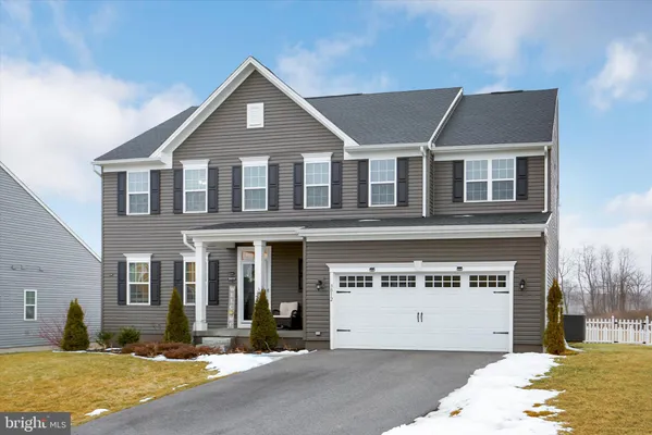 Property Slideshow image 2 of 80 | 3012 vanessa dr, Harrisburg, PA, 17112