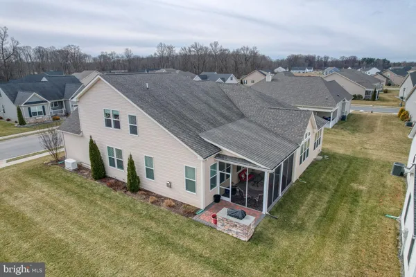 Property Slideshow image 3 of 57 | 212 skipping stone ln, Dover, DE, 19904
