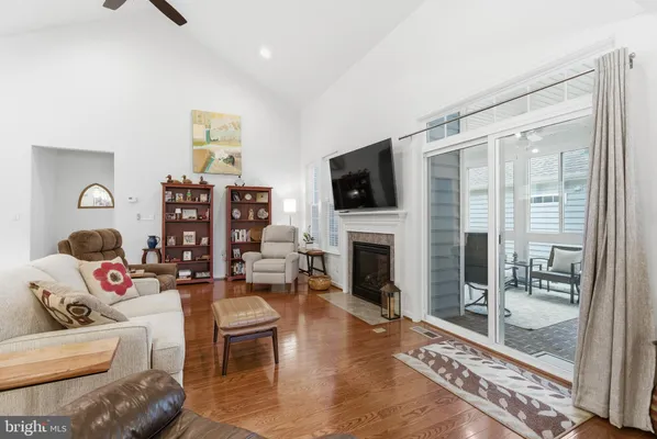 Property Slideshow image 3 of 35 | 111 bluets dr, White Post, VA, 22663