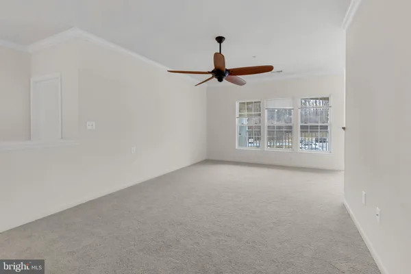 Property Slideshow image 3 of 31 | 1009 samantha ln 201, Odenton, MD, 21113