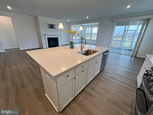 Property Slideshow image 3 of 86 | 114 austrian pine ct, Middletown, DE, 19709