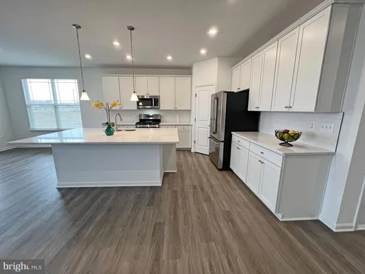 Property Slideshow image 2 of 86 | 114 austrian pine ct, Middletown, DE, 19709