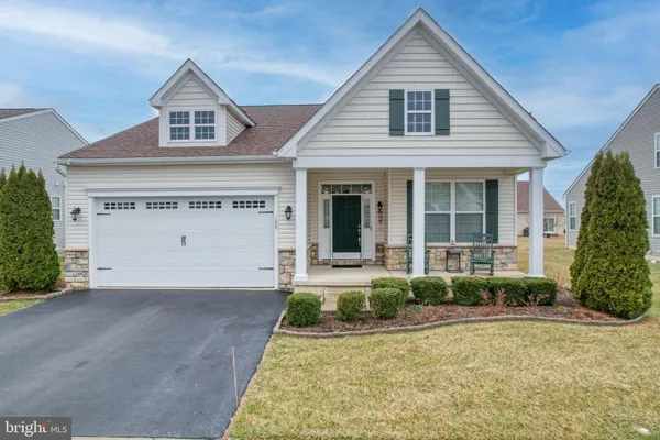 Property Slideshow image 2 of 45 | 148 gazebo ln, Middletown, DE, 19709