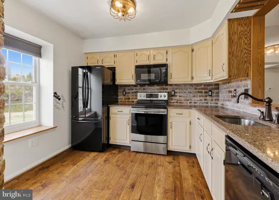 Property Slideshow image 3 of 17 | 903 ginger ct, Mount Laurel, NJ, 08054