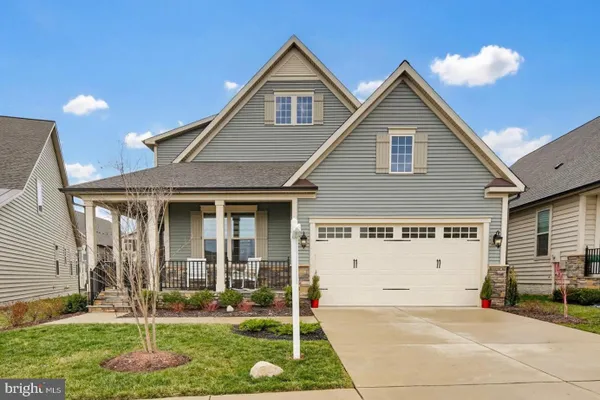 Property Slideshow image 2 of 40 | 2605 broadleaf dr, Frederick, MD, 21702