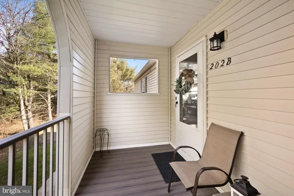 Property Slideshow image 2 of 22 | 202 arrowwood ct b, Mount Laurel, NJ, 08054