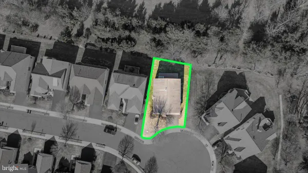 Property Slideshow image 3 of 30 | 901 nathaniel trl, Warwick, PA, 18974