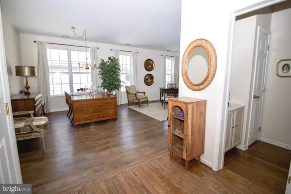 Property Slideshow image 3 of 23 | 2003 hunt master ln, Glen Mills, PA, 19342