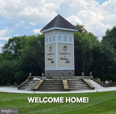 Property Slideshow image 2 of 39 | 13401 belle chasse blvd 312, Laurel, MD, 20707