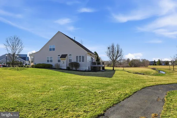 Property Slideshow image 3 of 54 | 740 s settlers cir, Warrington, PA, 18976