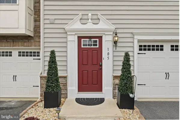 Property Slideshow image 2 of 69 | 105 trout lily dr, Lake Frederick, VA, 22630