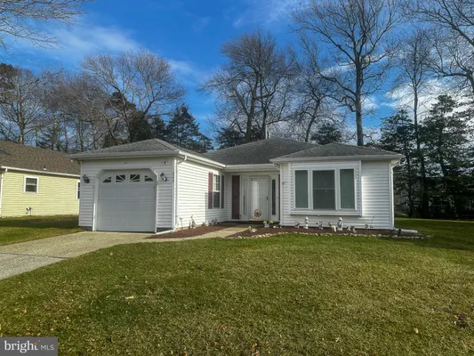 Property Slideshow image 2 of 24 | 223 lantern pl, Tuckerton, NJ, 08087