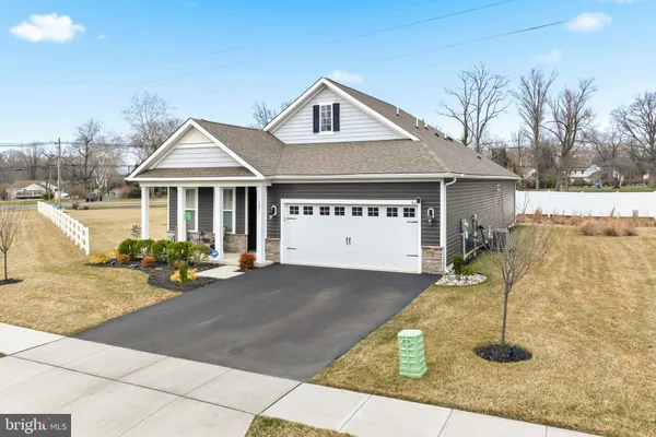 Property Slideshow image 2 of 44 | 101 congressional ct, Moorestown, NJ, 08057