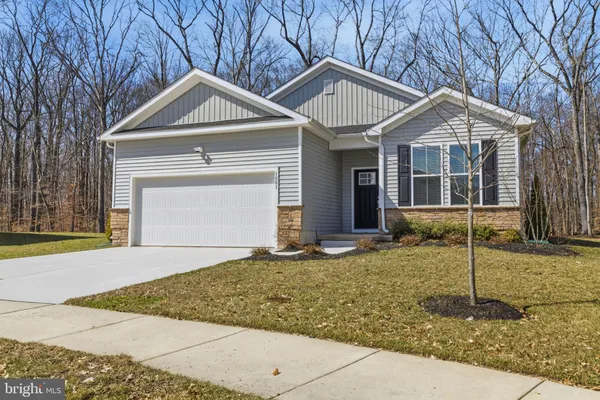 Property Slideshow image 2 of 3 | 1001 shannon falls dr, Newark, DE, 19702