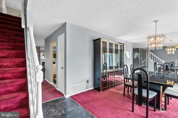 Property Slideshow image 3 of 37 | 221 martinique dr, Williamstown, NJ, 08094