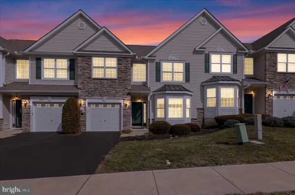 Property Slideshow image 2 of 39 | 418 harvest dr, Blandon, PA, 19510