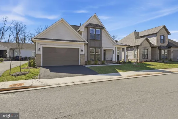 Property Slideshow image 3 of 46 | 43059 greeley sq, Ashburn, VA, 20148