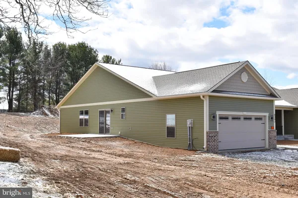 Property Slideshow image 2 of 2 | 6342 penn national dr, Fayetteville, PA, 17222