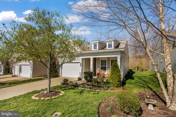 Property Slideshow image 2 of 52 | 147 long point dr, Fredericksburg, VA, 22406