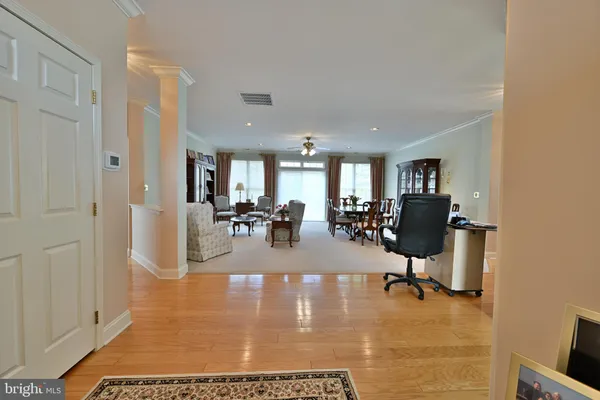 Property Slideshow image 3 of 84 | 17 barbary ln, Columbus, NJ, 08022
