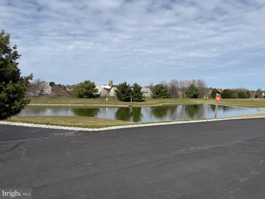Property Slideshow image 3 of 35 | 631 thoreau dr, Mount Joy, PA, 17552