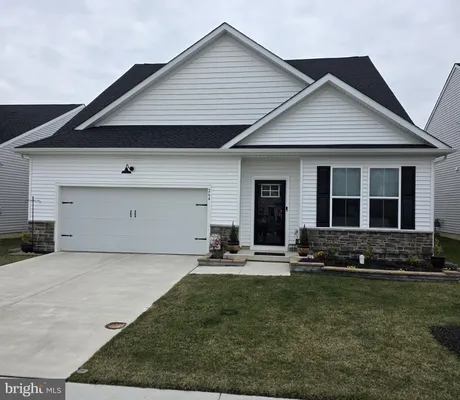 Property Slideshow image 3 of 110 | 264 hyde ave, Smyrna, DE, 19977