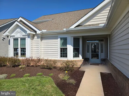 Property Slideshow image 2 of 33 | 13872 crabtree way, Gainesville, VA, 20155