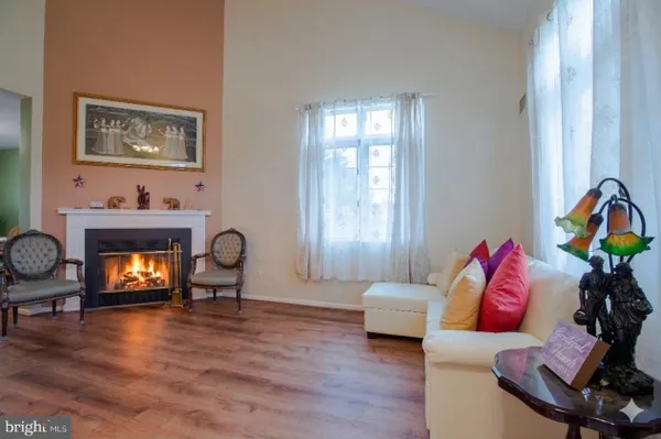 Property Slideshow image 3 of 37 | 1 chadwick ln f, Monroe Township, NJ, 08831