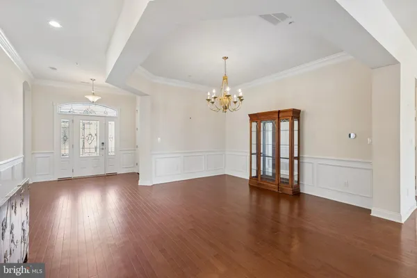 Property Slideshow image 2 of 21 | 120 cypress st, Dresher, PA, 19025