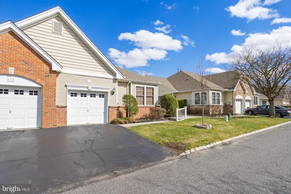 Property Slideshow image 2 of 28 | 119 burholme dr, Hamilton, NJ, 08691