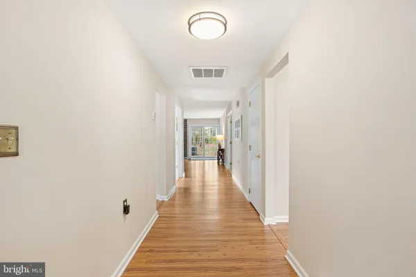 Property Slideshow image 2 of 24 | 61 finchley ct, Southampton, NJ, 08088