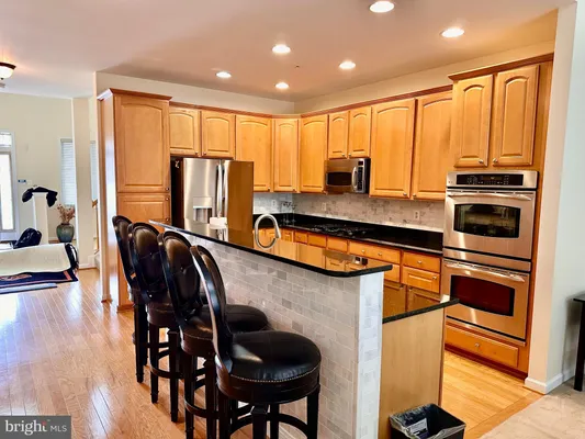 Property Slideshow image 3 of 11 | 8806 endless ocean way 77, Columbia, MD, 21045
