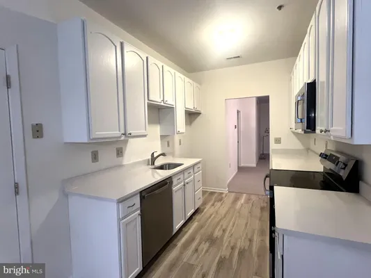 Property Slideshow image 2 of 13 | 30 patterson ave 30, Norristown, PA, 19401