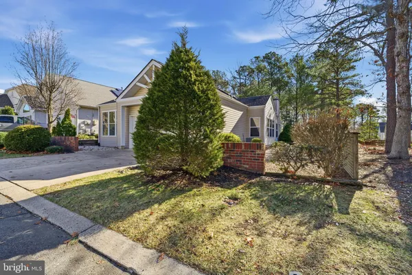 Property Slideshow image 3 of 46 | 44 summerhill dr, Manahawkin, NJ, 08050