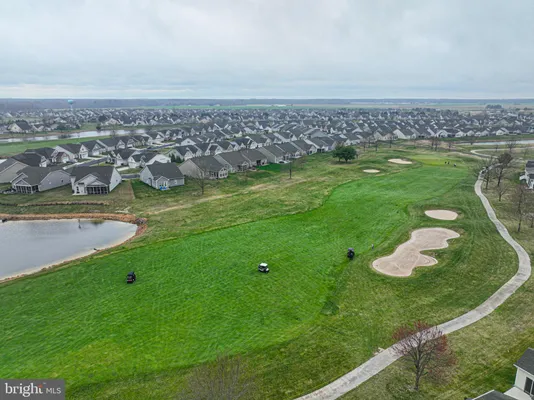 Property Slideshow image 3 of 83 | 32 waterside dr, Bridgeville, DE, 19933