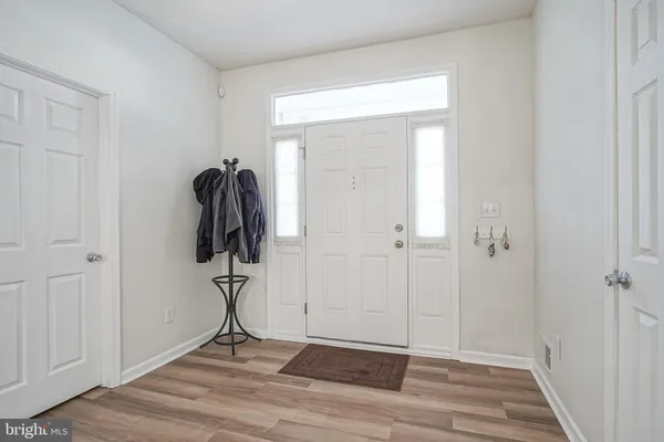 Property Slideshow image 3 of 31 | 7 shelly st, Sicklerville, NJ, 08081