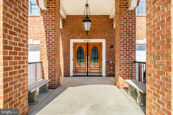 Property Slideshow image 2 of 41 | 8604 wandering fox trl 301, Odenton, MD, 21113