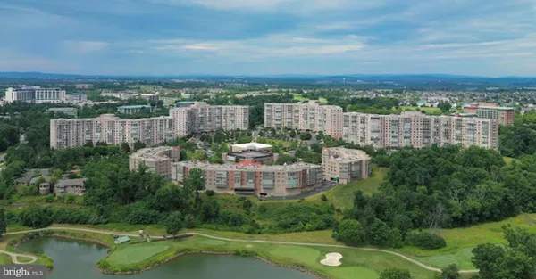 Property Slideshow image 2 of 16 | 19375 cypress ridge ter 409, Leesburg, VA, 20176