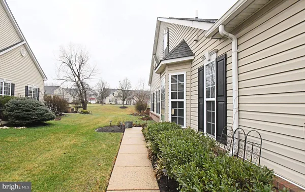 Property Slideshow image 3 of 64 | 215 dorchester dr, Sellersville, PA, 18960